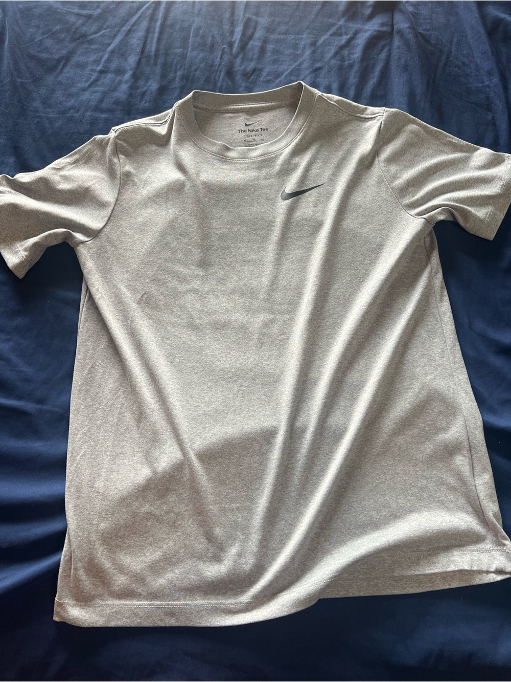 Nike Youth XL Short Sleeve Dri-FIT Tee in Light Gray
